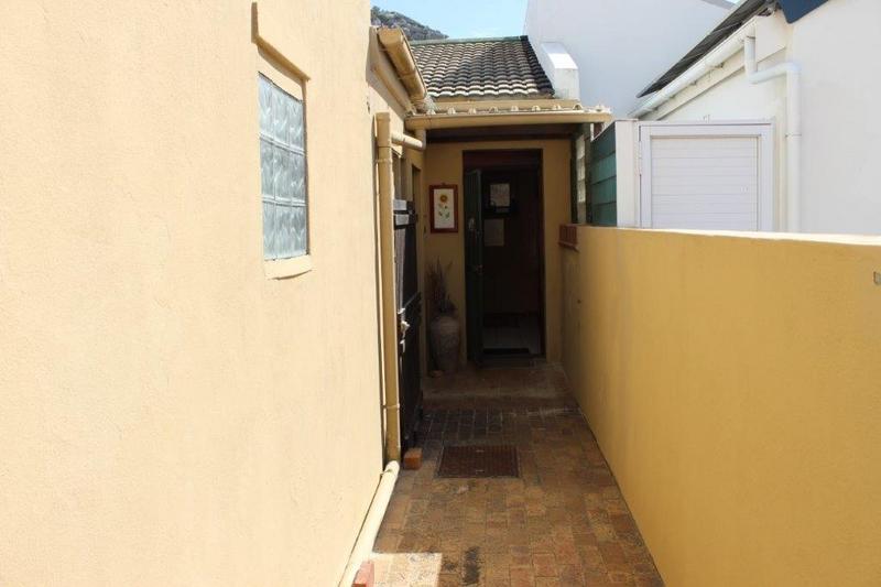 2 Bedroom Property for Sale in Glencairn Heights Western Cape